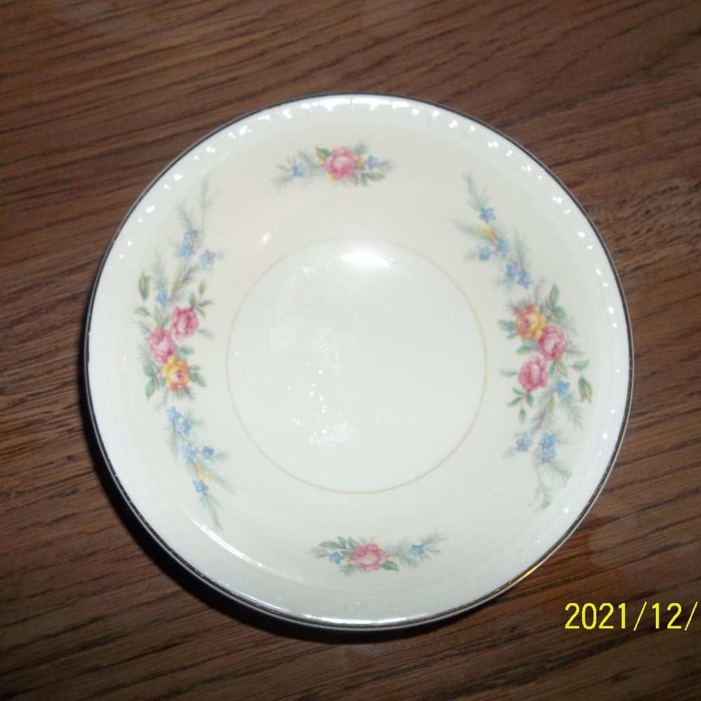 Antique 1940's-1950's Georgian Eggshell, Homer Laughlin, USA